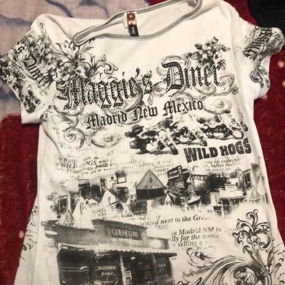 I am selling a Chicago shirt That is medium.Another shirt that's large a jacket - Picture 2 of 3